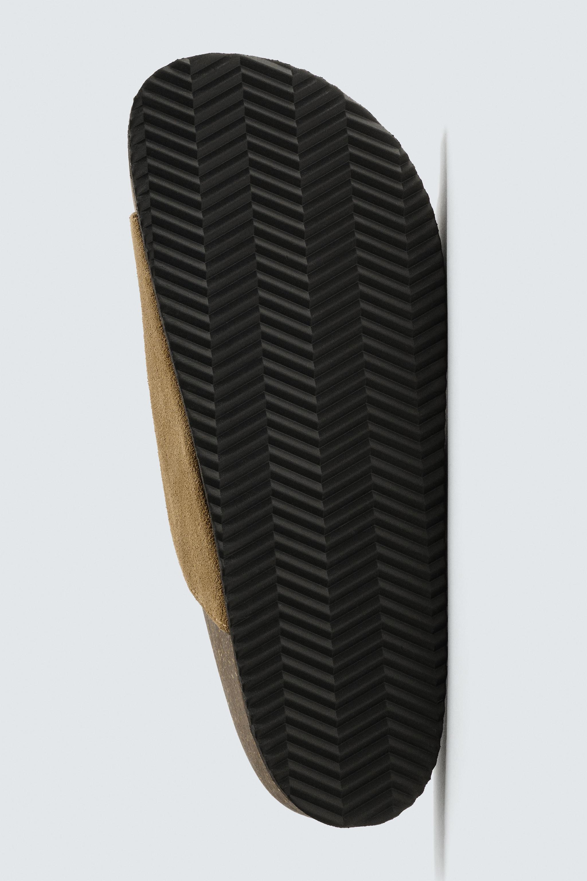 LEATHER STRAP SANDALS